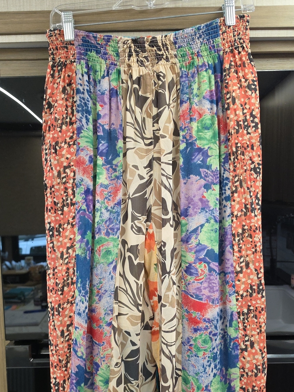 BLOOMERS, BY" YOUNG THREADS" - Picture 6 of 16